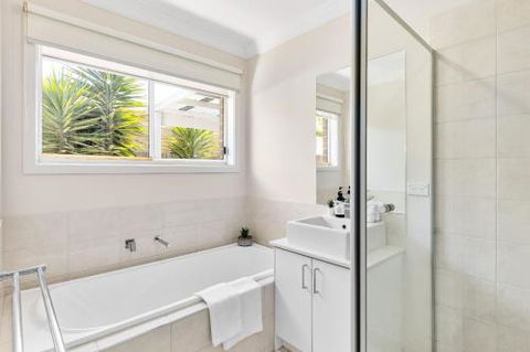 Rosebud Seaside Accommodation - Accommodation Sunshine Coast 5