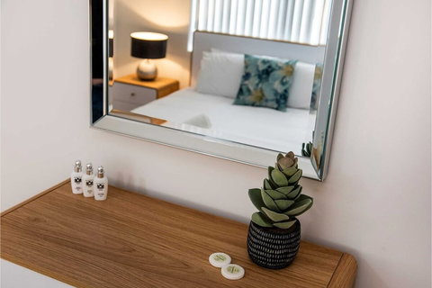 Executive 1BR Suite - Close To Foreshore & Cbd - Accommodation Sunshine Coast 1