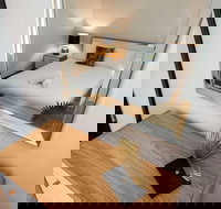 Peaceful South Perth Home near Perth Center - Accommodation Sunshine Coast