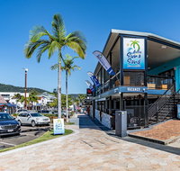 Airlie Sun  Sand Accommodation 3 - Accommodation Sunshine Coast