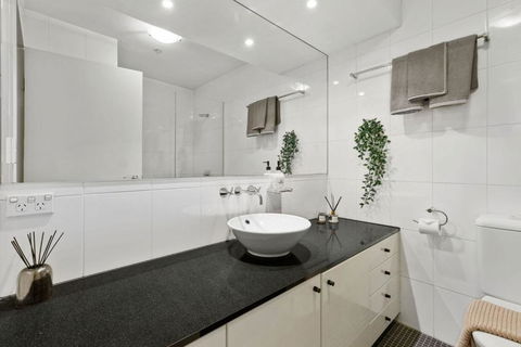 A Cozy & Modern Studio Next To Darling Harbour - Accommodation Sunshine Coast 5