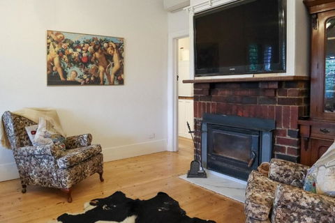 Vintage Charm On St. Leonards - Accommodation Sunshine Coast 6