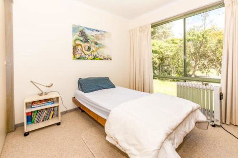 Sixteen Ash Ave Sandy Point - Accommodation Sunshine Coast 2