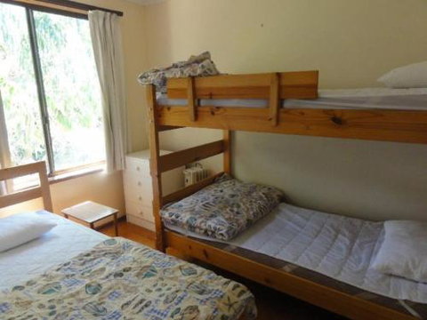 14 Tecoma Avenue Sandy Point - Accommodation Sunshine Coast 5