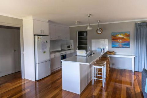 34 Ash Avenue Sandy Point - Accommodation Sunshine Coast 5