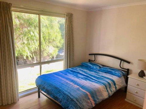 1 Tecoma Avenue Sandy Point - Accommodation Sunshine Coast 5