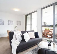 Executive Designer Apartment with Pool  Parking - Accommodation Sunshine Coast