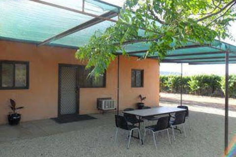 The Pickers Hut - Accommodation Sunshine Coast 2