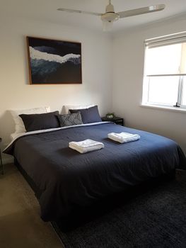 Oceanside Retreat Busselton - Accommodation Sunshine Coast 0