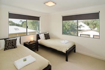 Waterside No 9 Blackwood Retreat - Accommodation Sunshine Coast 3
