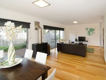 Waterside No 9 Blackwood Retreat - Accommodation Sunshine Coast 4