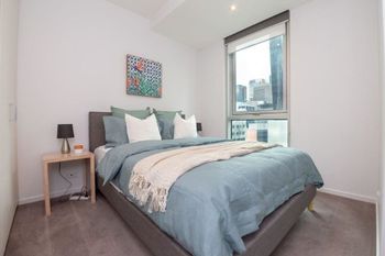 Melbourne City Apartment With Parking - Accommodation Sunshine Coast 0