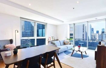 Melbourne City Apartment With Parking - Accommodation Sunshine Coast 1