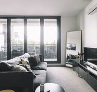 Luxurious Apartment in The Heart of Melbournes CBD - Accommodation Sunshine Coast
