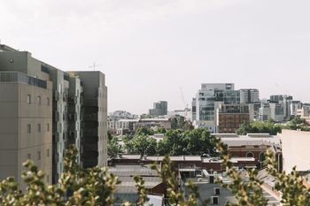 Luxurious Apartment In The Heart Of Melbournes CBD - Accommodation Sunshine Coast 5
