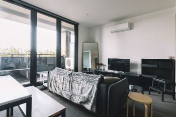 Luxurious Apartment In The Heart Of Melbournes CBD - Accommodation Sunshine Coast 1