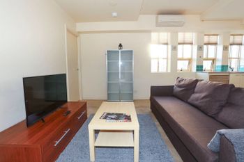 2 Beds 2 Baths FREE Car Park. Behind State Library - Accommodation Sunshine Coast 2