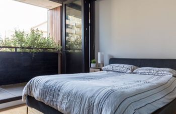 Roomerang At Fulton Lane 4 - Accommodation Sunshine Coast 3