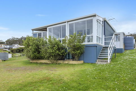 Blue Cottage Bruny Island - Accommodation Sunshine Coast 1