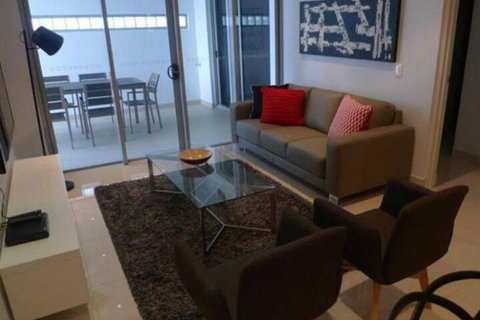 Kube On Cavanagh - Accommodation Sunshine Coast 4
