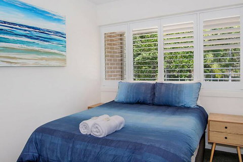 Number 4 James Cook Apartments - Accommodation Sunshine Coast 5