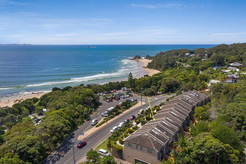 Number 4 James Cook Apartments - Accommodation Sunshine Coast 3