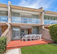 Number 4 James Cook Apartments - Accommodation Sunshine Coast