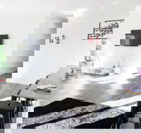 Brand New Home - 10min to Beach  Torquay - Accommodation Sunshine Coast