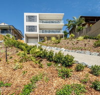 Sur La Mer Four Bedroom - Accommodation Sunshine Coast