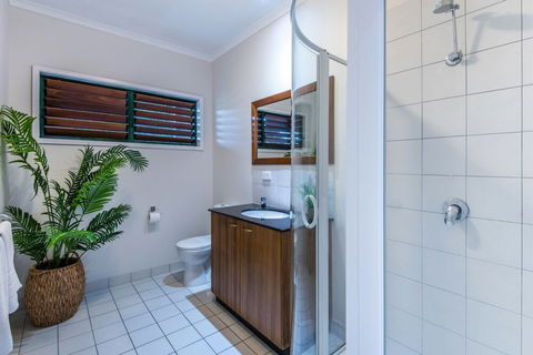 Casuarina 18 Ocean View - Accommodation Sunshine Coast 4