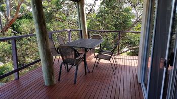 Redrocks Retreat - Accommodation Sunshine Coast 0