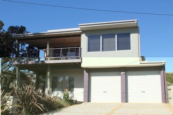 Redrocks Retreat - Accommodation Sunshine Coast 1