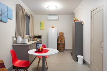 The Executive B & B - Accommodation Sunshine Coast 3