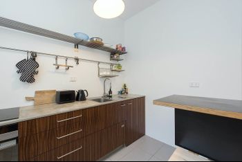 Spacious One Bedroom Heart Of Potts Point H333 - Accommodation Sunshine Coast 5