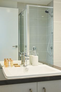 Spacious & Bright 1 Bedroom Apartment - Accommodation Sunshine Coast 1