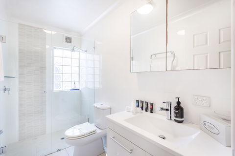 Scarborough Seaview Loft - Accommodation Sunshine Coast 6