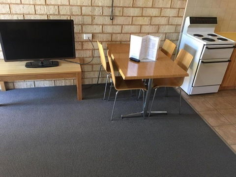 The View On Hannans - Accommodation Sunshine Coast 4
