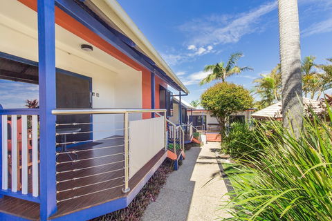 Clubyamba Beach Holiday Accommodation - Adults Only - Accommodation Sunshine Coast 1