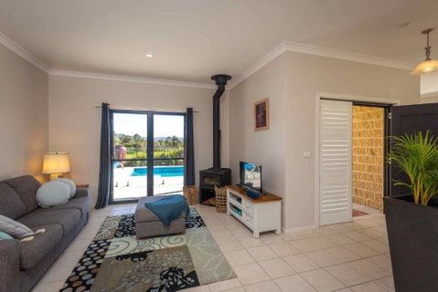 Mandalay Villas - Villa 2 - Accommodation Sunshine Coast 2