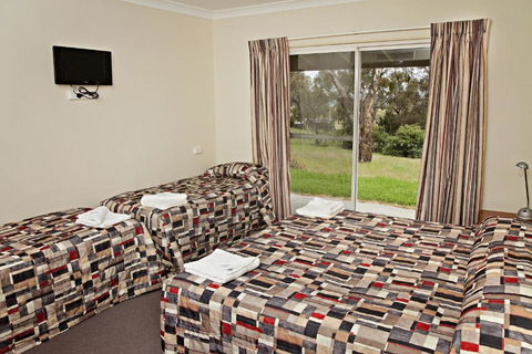 BATHURST GOLDFIELDS MOTEL On MOUNT PANORAMA - Accommodation Sunshine Coast 5
