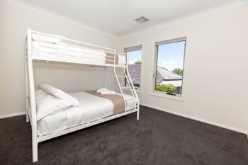 Brand New Townhouse - Accommodation Sunshine Coast 2