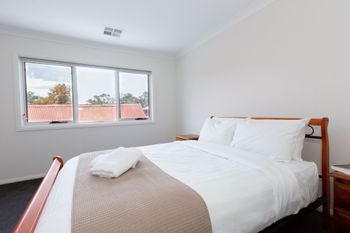 Brand New Townhouse - Accommodation Sunshine Coast 6