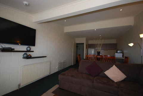 Alpine Heights 08 - Accommodation Sunshine Coast 3