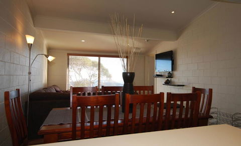 Alpine Heights 08 - Accommodation Sunshine Coast 1