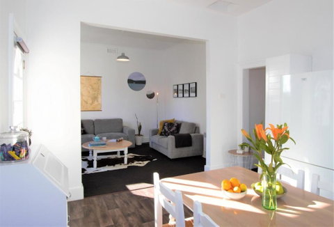 Horlock House - Accommodation Sunshine Coast 5