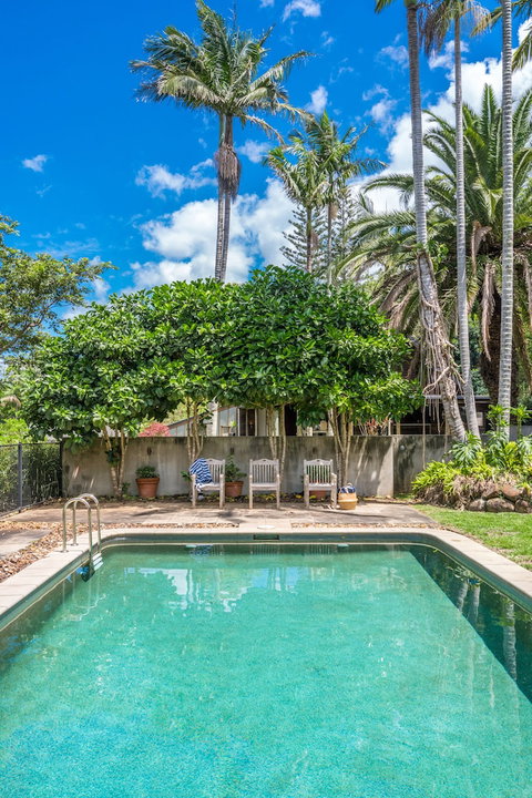 Your Luxury Escape - Cedar View - Accommodation Sunshine Coast 3
