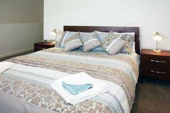 Harbour Views - Accommodation Sunshine Coast 0