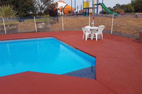 Lakes Caravilla Caravan Park - Accommodation Sunshine Coast 7