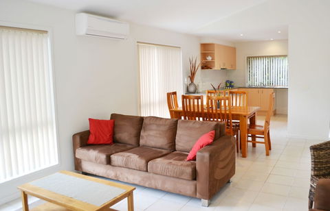 Parker By The Sea - Accommodation Sunshine Coast 6