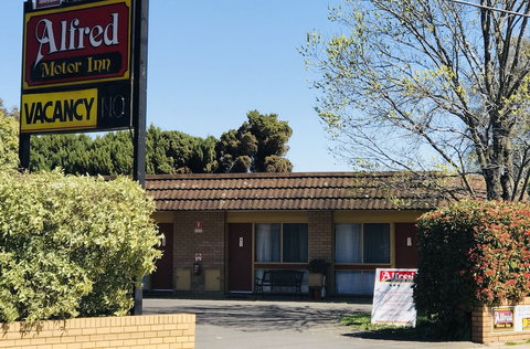 Alfred Motor Inn - Accommodation Sunshine Coast 4